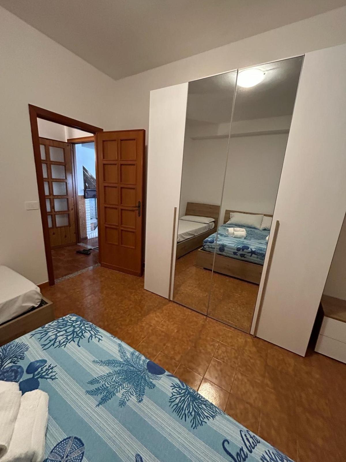 Villa Nicanda- 100 Mt Dal Mare- Giardino Porto Columbu - Perd'E Sali ภายนอก รูปภาพ